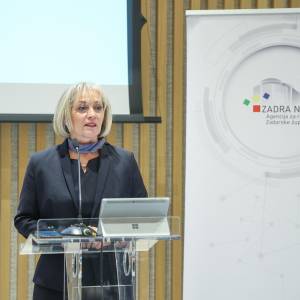 Realist-09102025_21_original