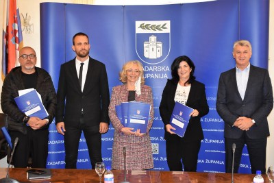 Državni tajnik Šime Erlić uručio pet ugovora vrijednih 25 milijuna kuna