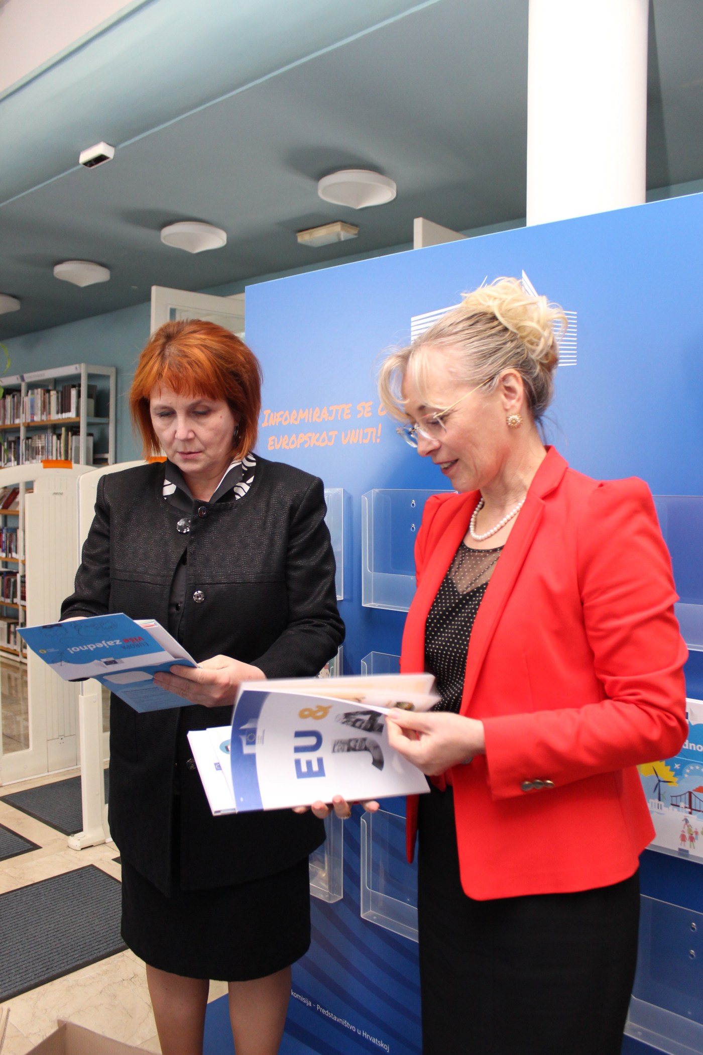 Europski tjedan 2022: Gradskoj knjižnici Zadar donirano 710 primjeraka europskih publikacija